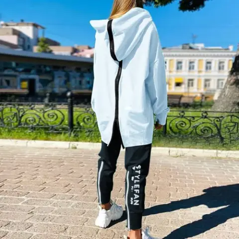 Custom Sweatsuit – OEM apparel by SAMPRO SI-FW-134